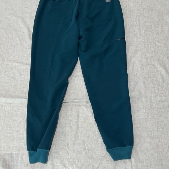 FIGS Women Hight Waisted Zamora Jogger Scrub Pants TEAL Size Large PO#1596* - Picture 4 of 5